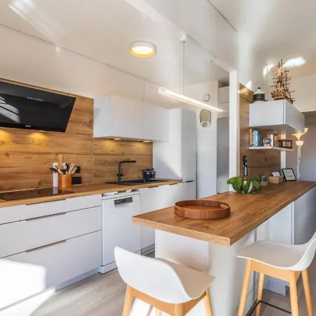 Port De La Gavine I-5 By Interhome * 히에레