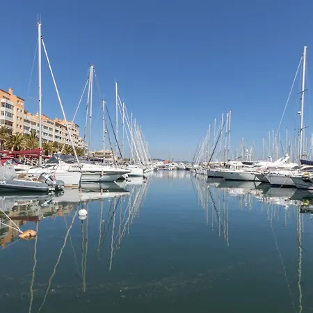 Port De La Gavine I-5 By Interhome شقة