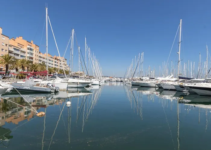 Port De La Gavine I-5 By Interhome Appartement